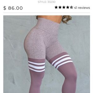 Size Medium Mauve Bombshell Sportswear Leggings